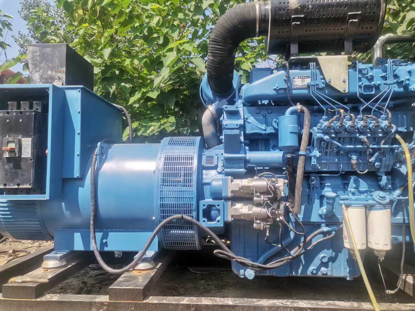 梓潼详细说明降低 800kW 柴油发电机输出电流波动的方法