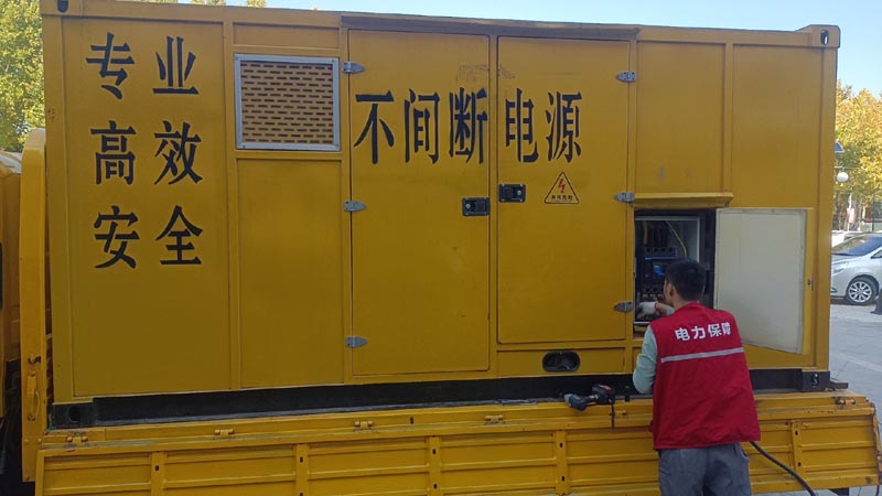 梓潼柴油发电机组和UPS电源配合使用时，如何避免切换过程中的电力中断？