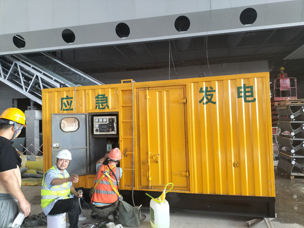 梓潼怎样判断空气滤清器是否需要更换？
