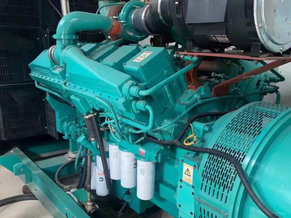 梓潼更换100kW柴油发电机组机油时，需要注意哪些事项？